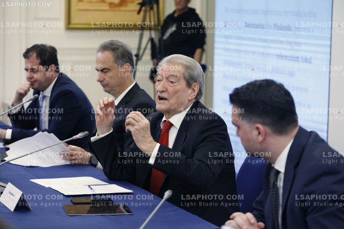 Takim i PD per reformen territoriale