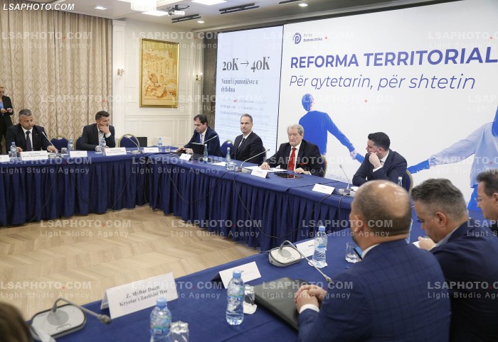 Takim i PD per reformen territoriale