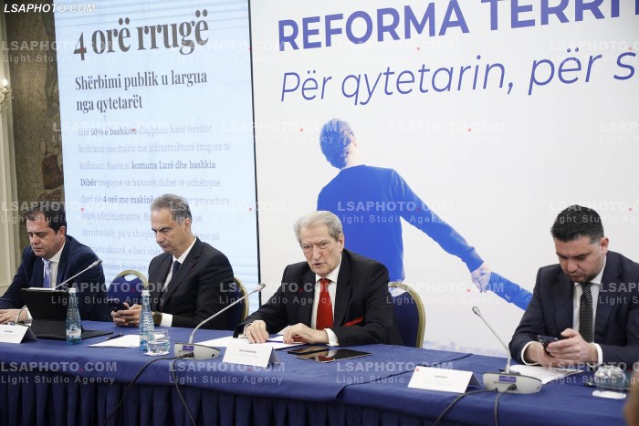 Takim i PD per reformen territoriale
