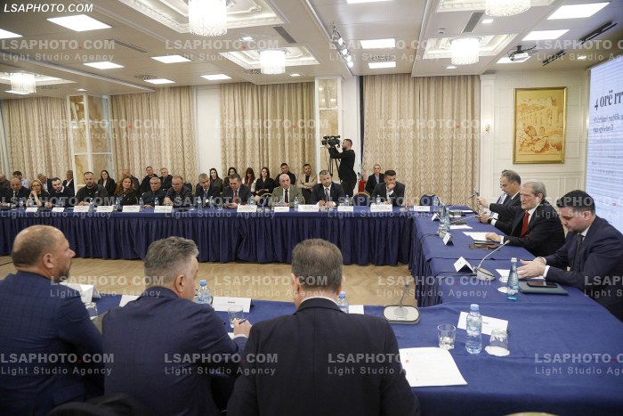 Takim i PD per reformen territoriale