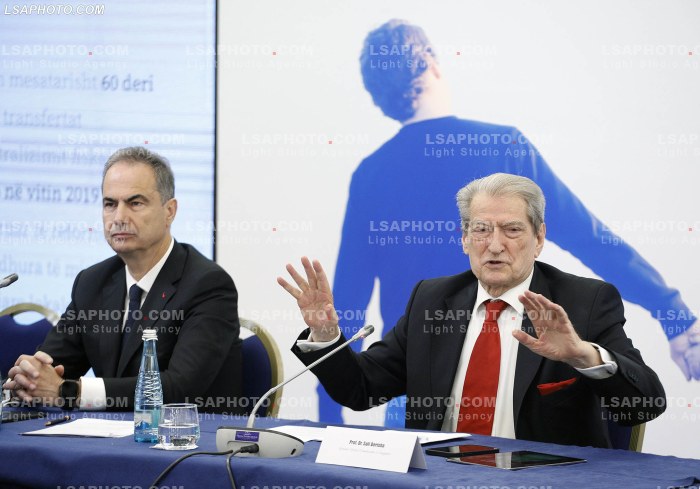 Takim i PD per reformen territoriale