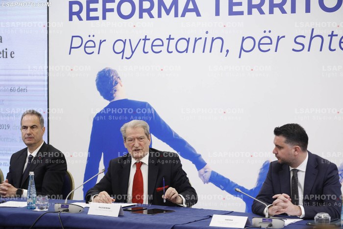 Takim i PD per reformen territoriale