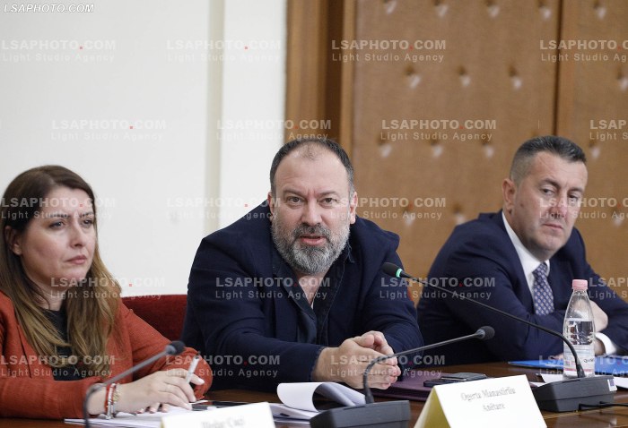 Seance e komisionit per reformen elektorale