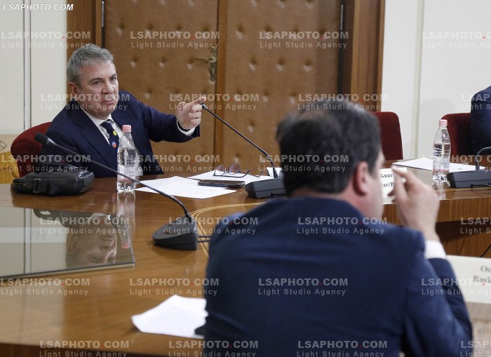 Seance e komisionit per reformen elektorale