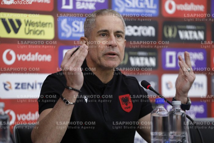 Sylvinho ne konference per shtyp