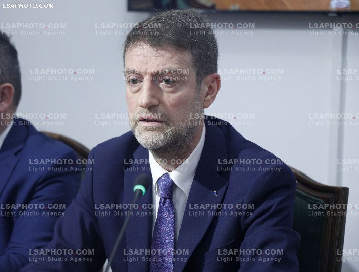 Hoxha ne Komisionin Parlamentar per Evropen