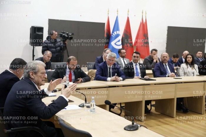 Mbledhje e kryesise se PD