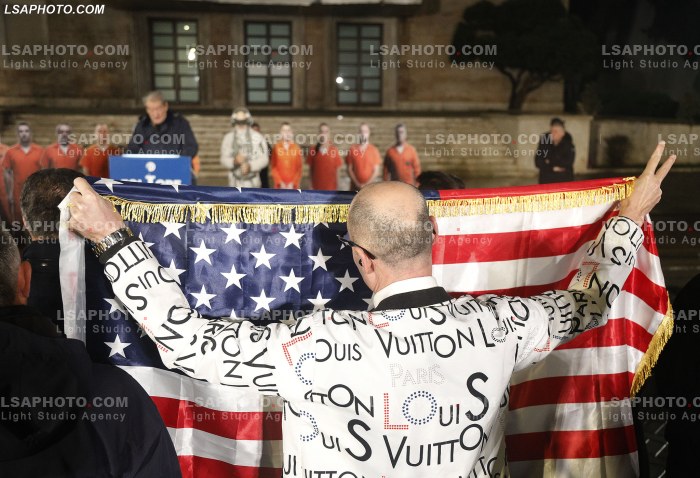 Proteste e PD para Kryeministrise