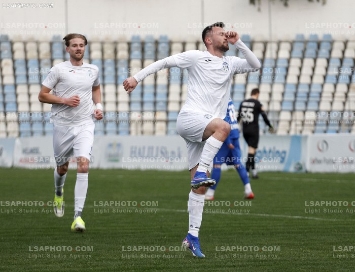 Futboll Tirana Vora