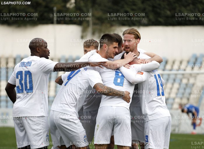Futboll Tirana Vora