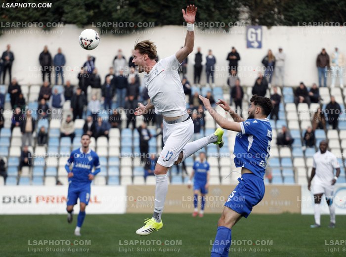 Futboll Tirana Vora