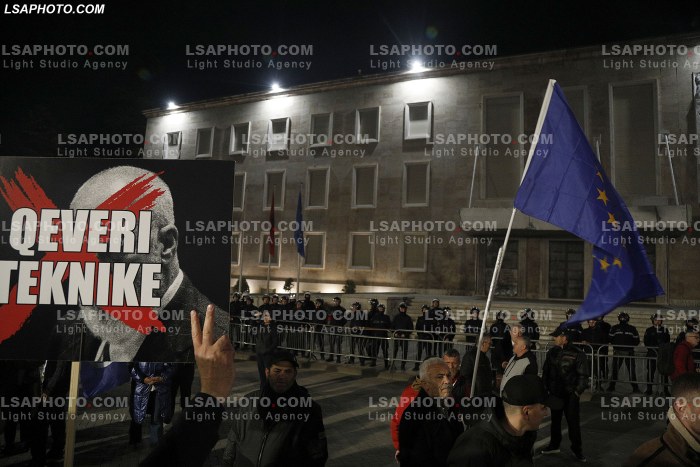 Proteste e PD ne Tirane