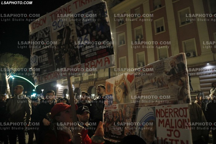 Proteste e PD ne Tirane