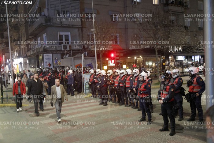 Proteste e PD ne Tirane
