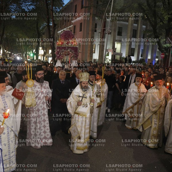 Procesioni i se Premtes se Madhe ne Tirane.