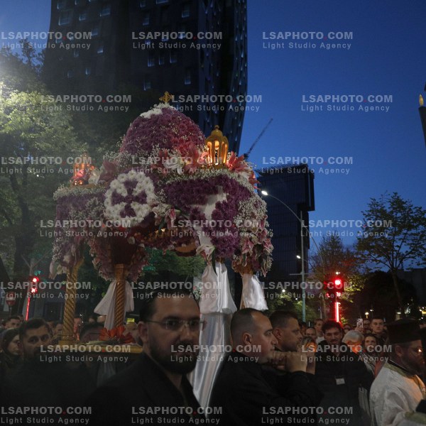 Procesioni i se Premtes se Madhe ne Tirane.