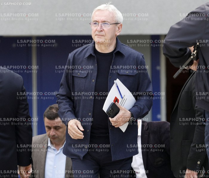 Rama takohet me Kryetaret e Bashkise ne Pallatin e Kongreseve