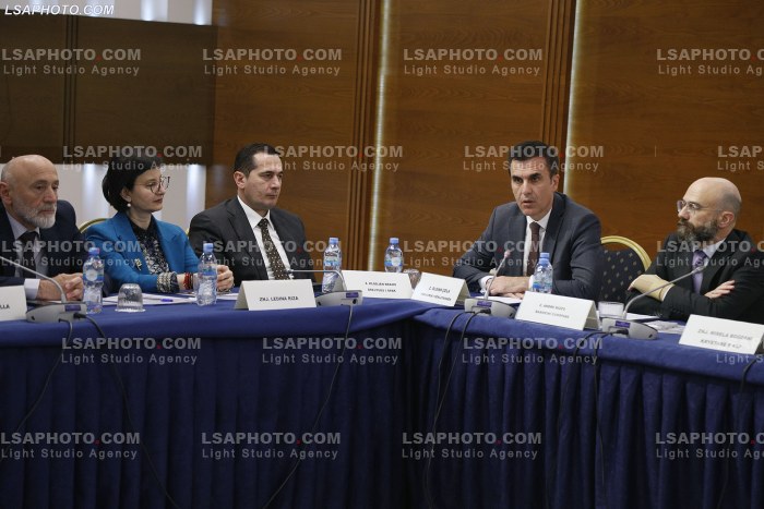 Mbledhja e pare e perbashket e KLGJ dhe KLP
