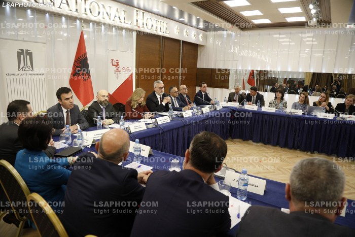 Mbledhja e pare e perbashket e KLGJ dhe KLP