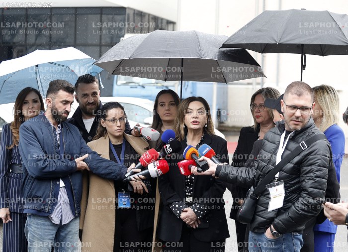 Deputetet e PD pas parlamenti