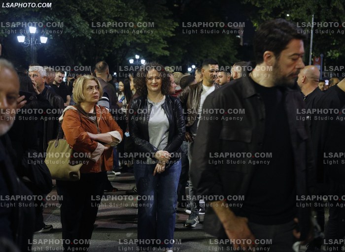 Proteste e PD para Kryeministrise
