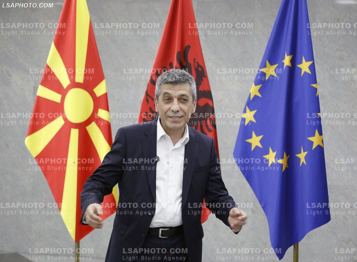Konference e Ferit Hoxhes dhe Izet Mexhitit