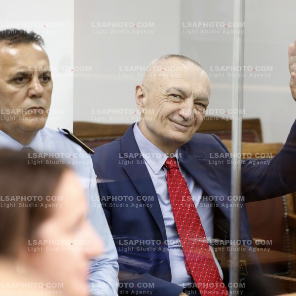 Gjykimi ndaj Metes dhe Kryemadhit ne GJKKO