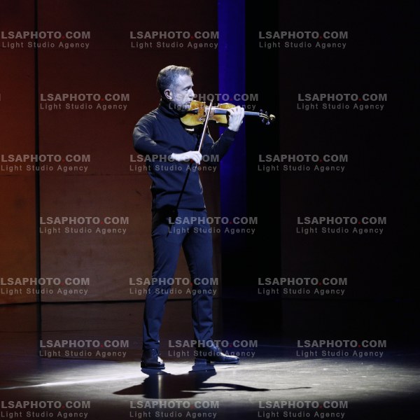 VIOLINIST PAPAVRAMI IN COCNCERT