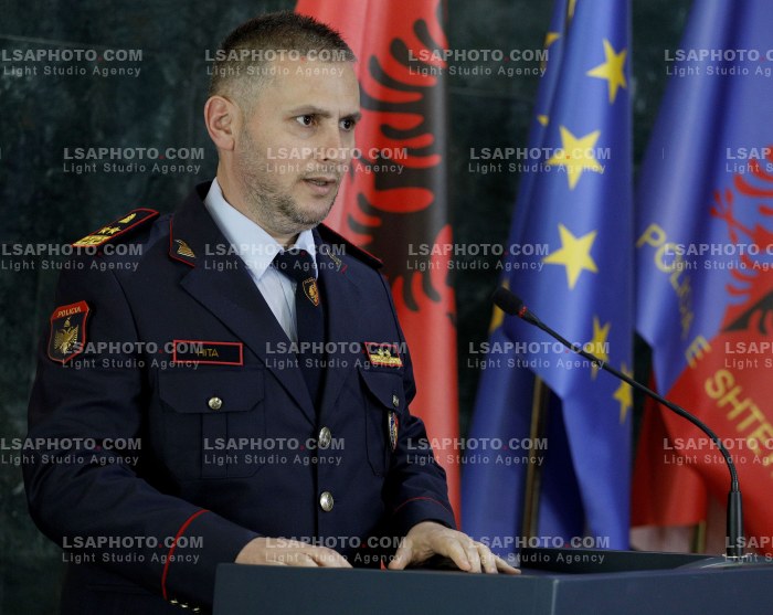 Drejtori i Policise Hita Konference Shtypi