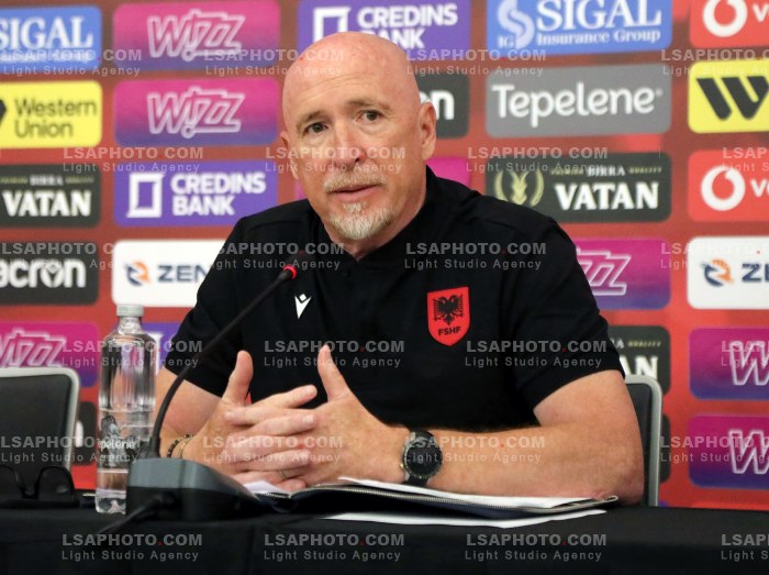 Trajneri i Kombetares Rolando Maran ne Konference Shtypi