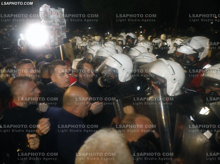 Proteste e Partise Demokratike para kryeministrise