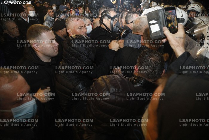Proteste e Partise Demokratike para kryeministrise