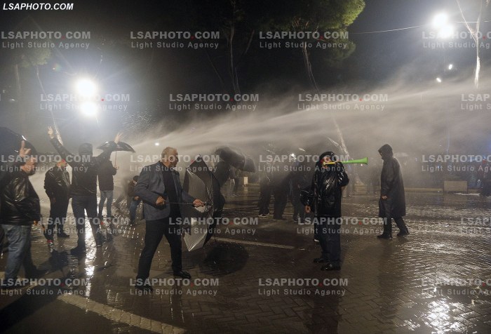 Proteste e Partise Demokratike para kryeministrise