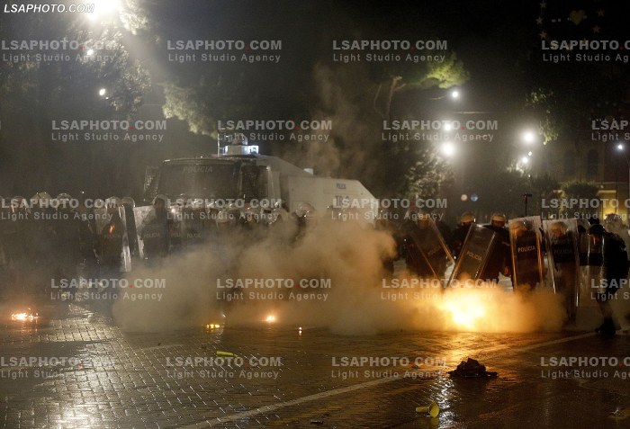 Proteste e Partise Demokratike para kryeministrise