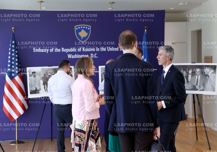 Ekspozita e Fotografit Hazir Reka ne Ambasaden e Kosoves ne Washington DC.