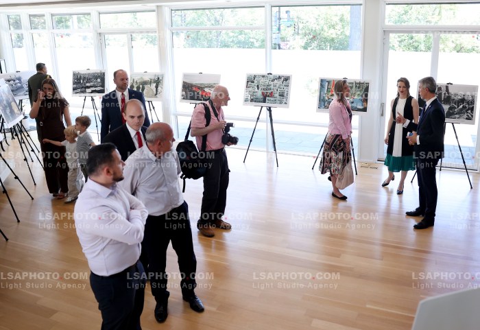Ekspozita e Fotografit Hazir Reka ne Ambasaden e Kosoves ne Washington DC.
