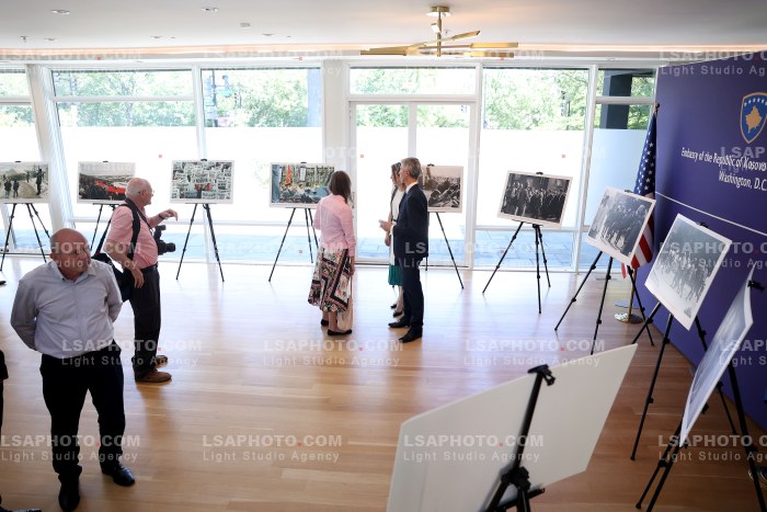 Ekspozita e Fotografit Hazir Reka ne Ambasaden e Kosoves ne Washington DC.