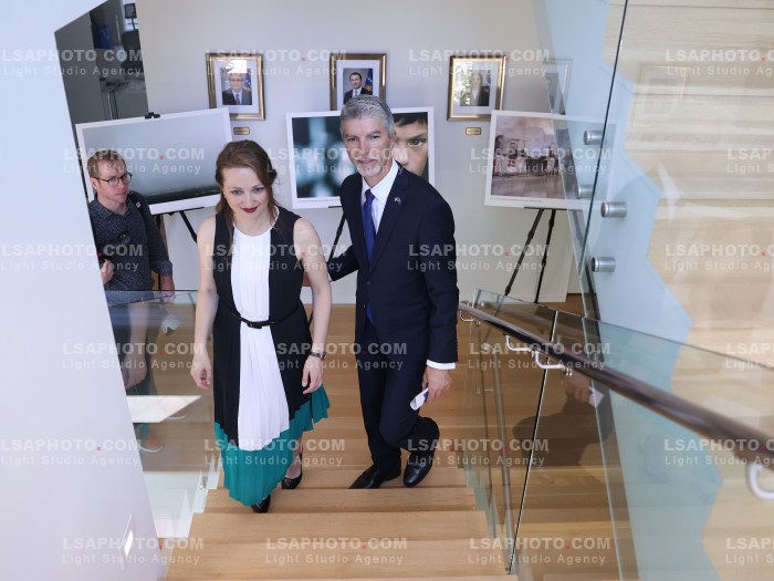 Ekspozita e Fotografit Hazir Reka ne Ambasaden e Kosoves ne Washington DC.
