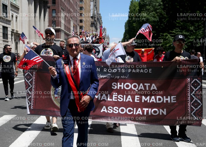 Parada e Shqiptareve ne New York e Organizuar nga Albanian Roots