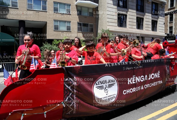 Parada e Shqiptareve ne New York e Organizuar nga Albanian Roots