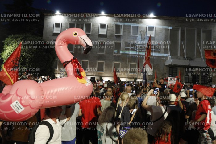 Protesta e Qytetareve para Kryeministrise ne Diten e 28
