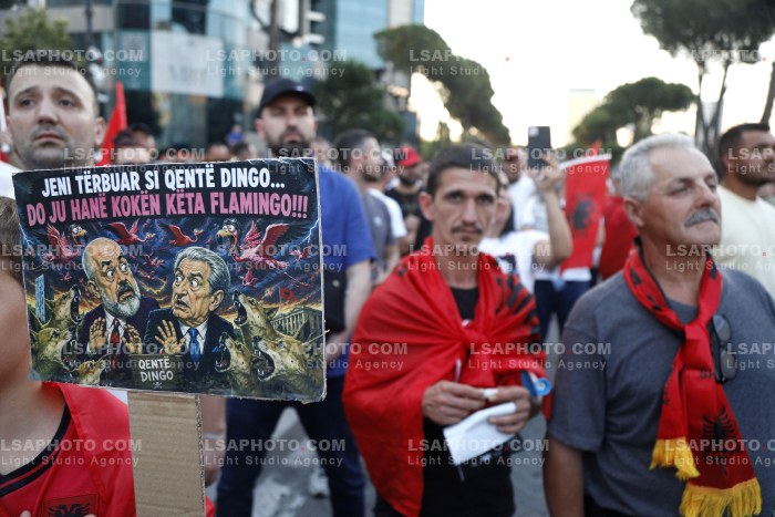 Protesta e Qytetareve para Kryeministrise ne Diten e 28