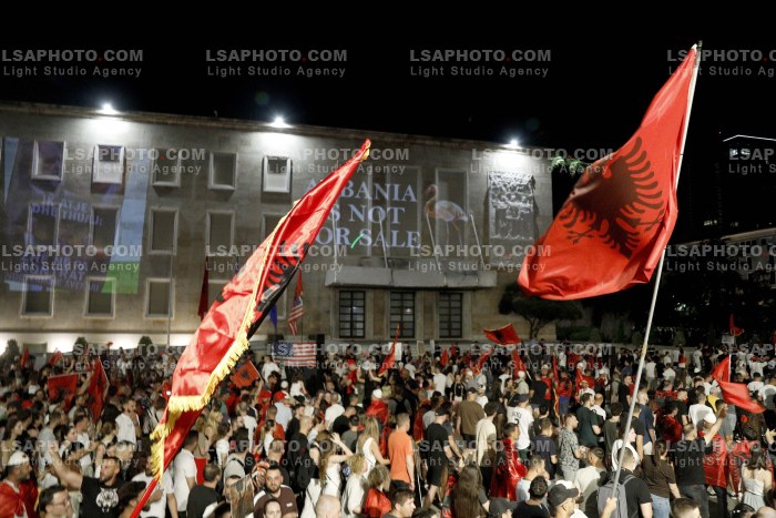 Protesta e Qytetareve para Kryeministrise ne Diten e 35