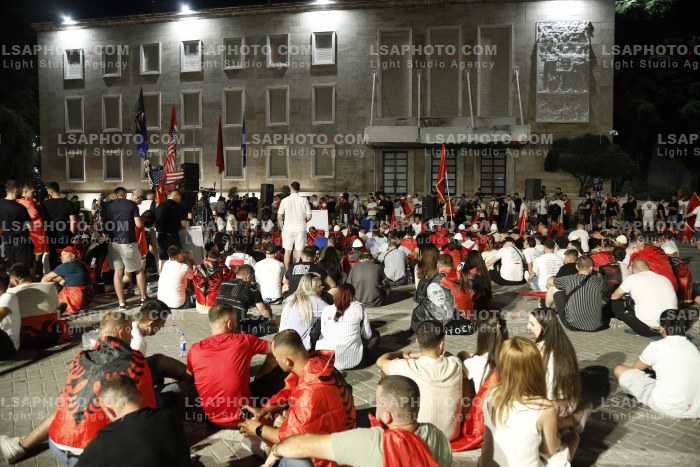 Protesta e Qytetareve para Kryeministrise ne Diten e 35