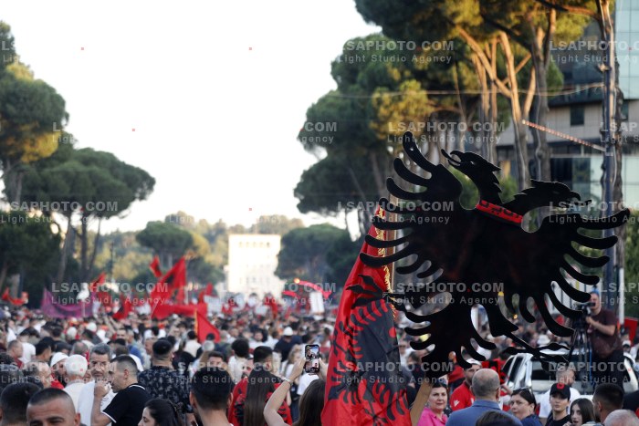 Protesta e Qytetareve para Kryeministrise ne Diten e 35