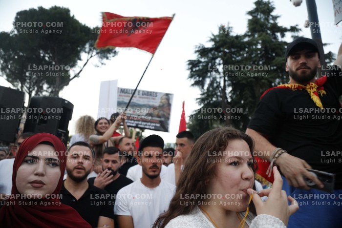 Protesta e Qytetareve para Kryeministrise ne Diten e 35