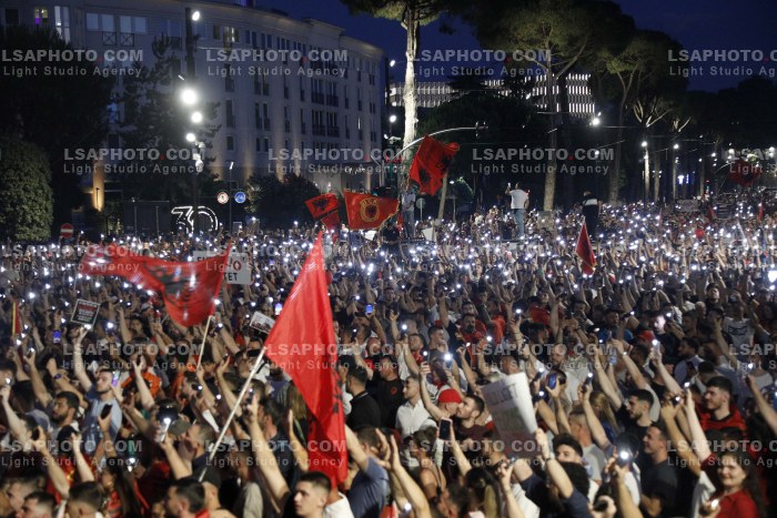 Protesta e Qytetareve para Kryeministrise ne Diten e 35
