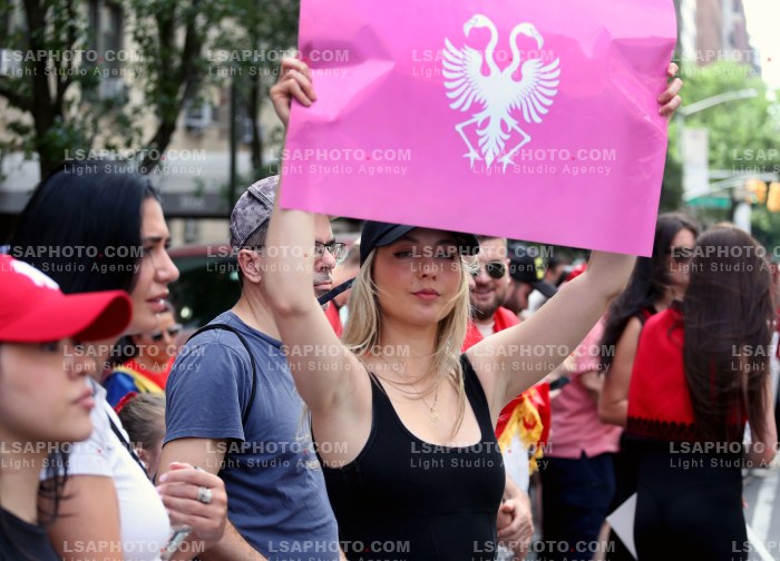 Proteste ne New York per Zvernecin
