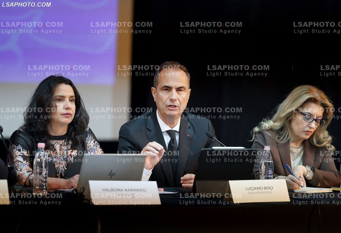 Degjese e komisionit per reformen territoriale ne Vlore