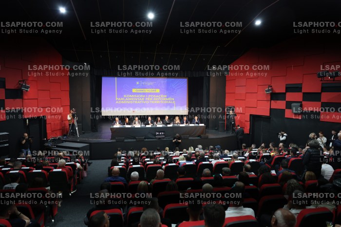 Degjese e komisionit per reformen territoriale ne Vlore